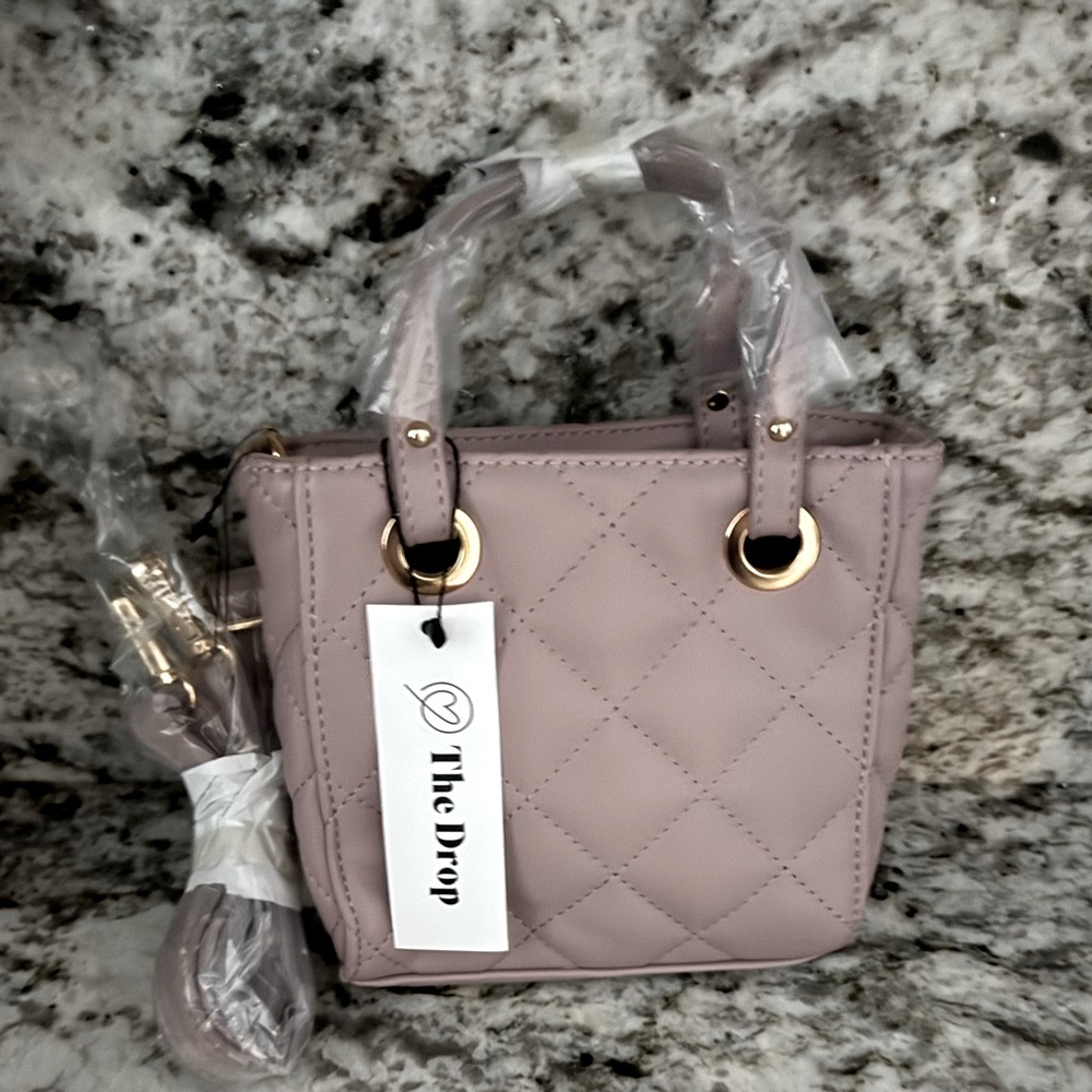 NWT-The Drop Liliac Small Quilted Bag